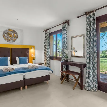 Rustica Felostal Son Soleclau With Sauna & Pool Villa *