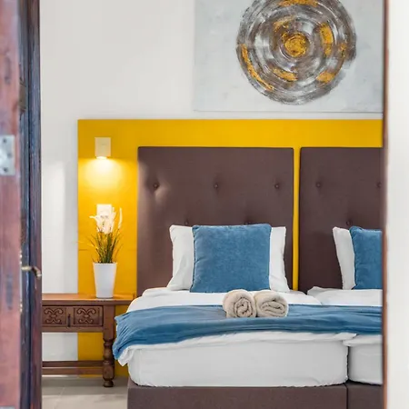 Outstanding Rústica Felostal With Sauna&pool Villa